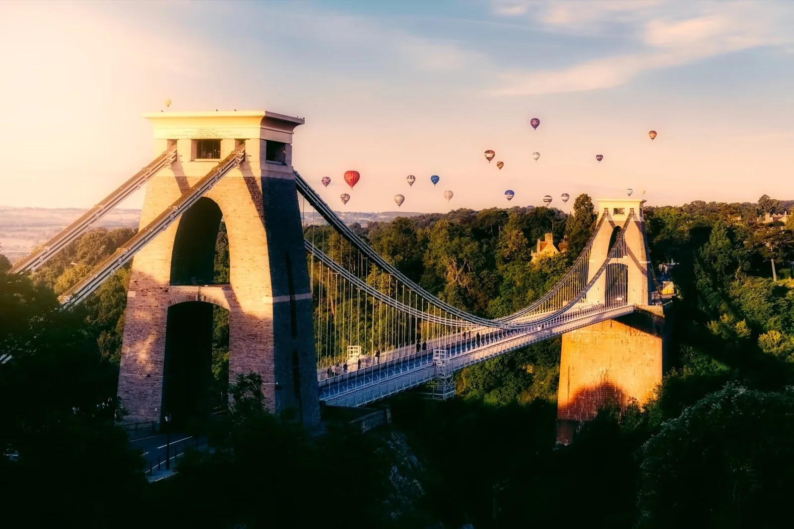 Clifton Suspension Bridge above the Avon Gorge in Bristol, a language stay destination in England