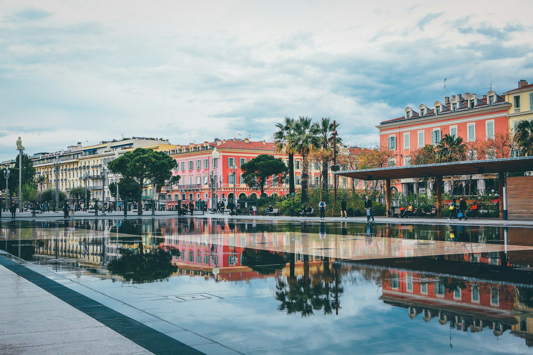 The Baie des Anges and Promenade des Anglais during a French language stay in Nice