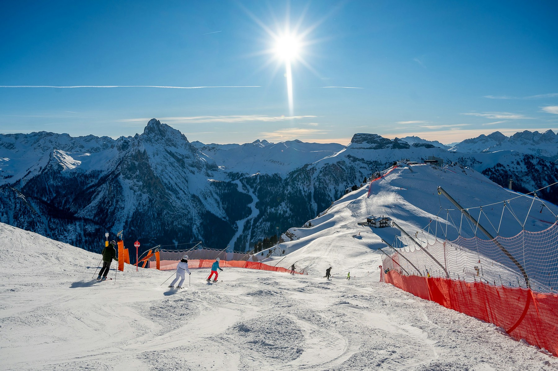 Paysage des Dolomites vu depuis les pistes